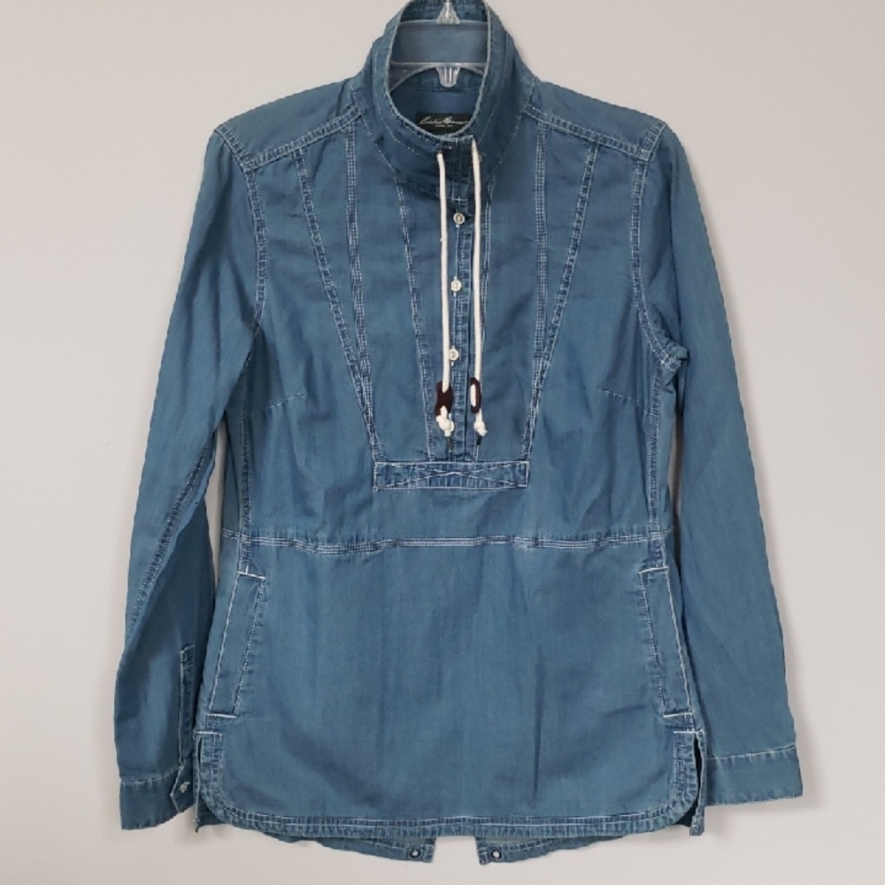Eddie Bauer Top Womens M Pullover 1/2 Button Tunic Nautical Marine Chambray